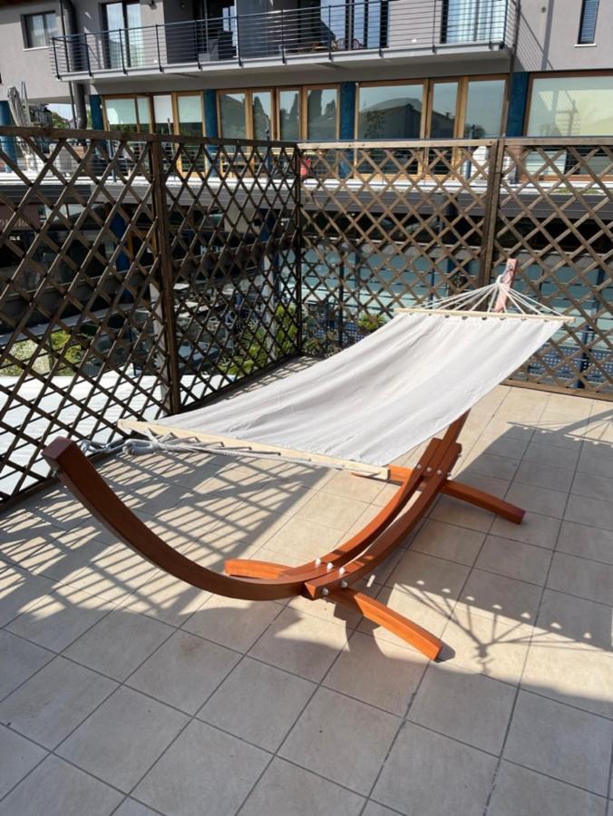 La Terrazza Sul Lago เปสเคียรา เดล การ์ดา ภายนอก รูปภาพ